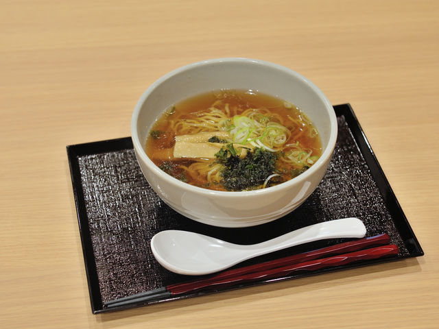 夜食に夜鳴きそばをご提供_天然温泉 浪華の湯 ドーミーイン大阪谷町