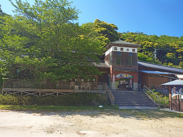 分校跡地を改築した懐かしい雰囲気です!_かまい海岸シーカヤッククラブ