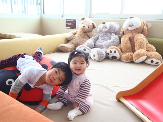 小さなお子様も安心!
1階の休憩室内にキッズスペースをご用意。
お子様と一緒にお楽しみいただけます!_ニセコアンヌプリ温泉 湯心亭