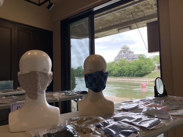 1Fでは児島のデニム職人が作るオリジナルマスク≪KOJIMA MASK≫を販売しております。お土産にどうぞ♪_Caf'e&Restaurant&Boating 碧水園