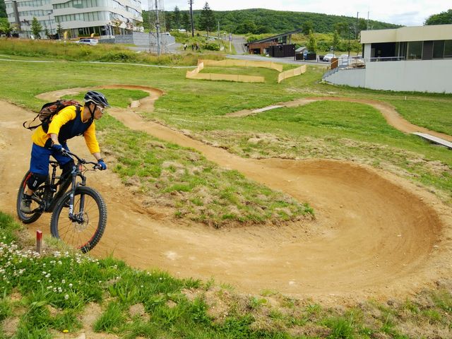 ニセコマウンテンバイクスクール&ガイディング