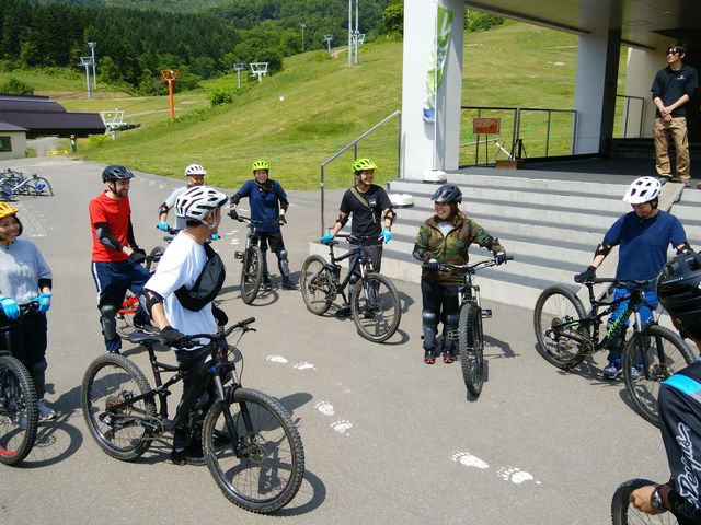 ニセコマウンテンバイクスクール&ガイディング