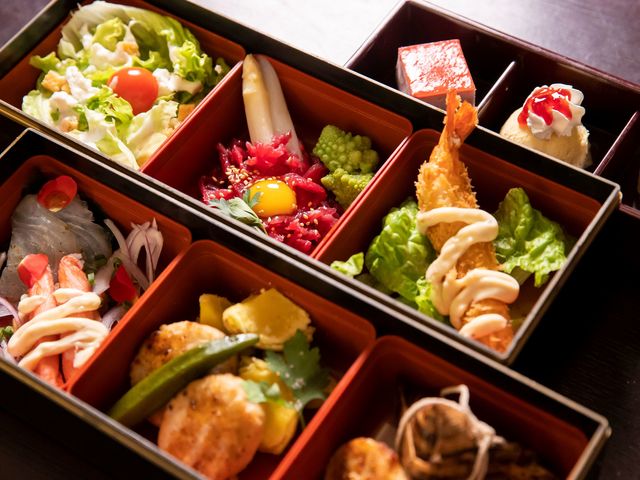 料理イメージ_銀座・笑座こんぱる