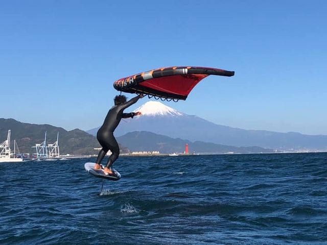 最新マリンスポーツ「ウイングサーフィン」スクールも常時開催しています。_gosea's surf