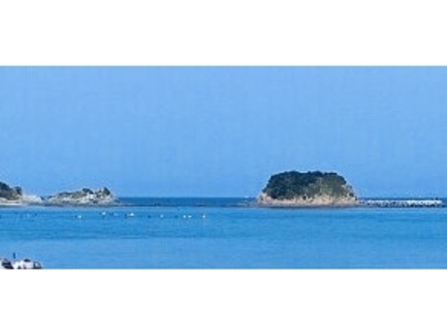 浮島の端にある屋島_王将マリン