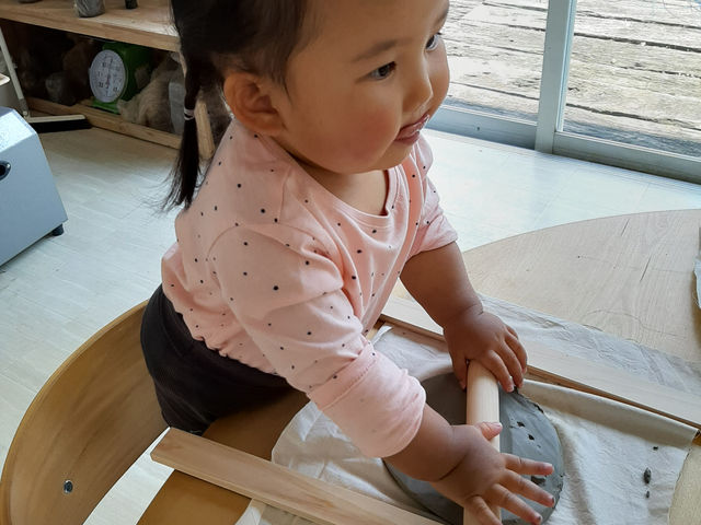小さなお子様も一緒に楽しめます。_陶芸体験つきほし工房