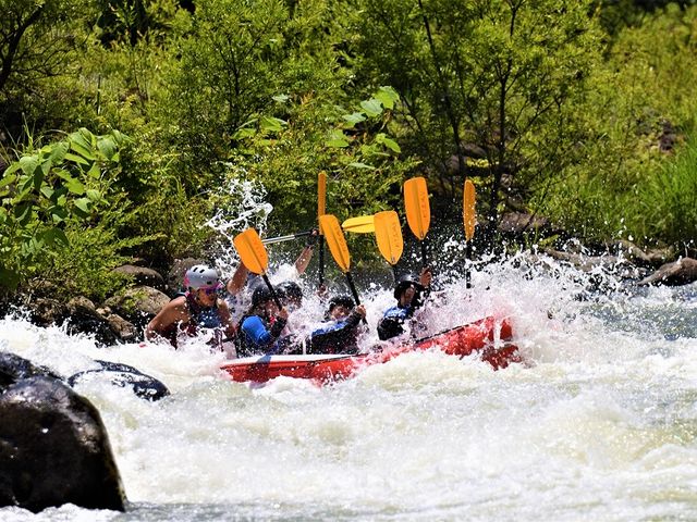 もちろん激しい波も!_奥州湖交流館