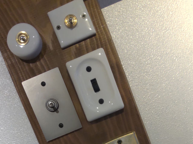 陶器や金属プレートスイッチも取り揃えております。_HIRO工房