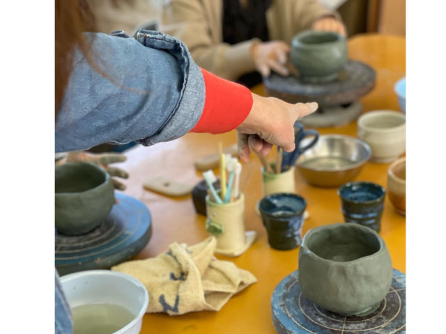 抹茶茶碗作り体験です。_やよい窯