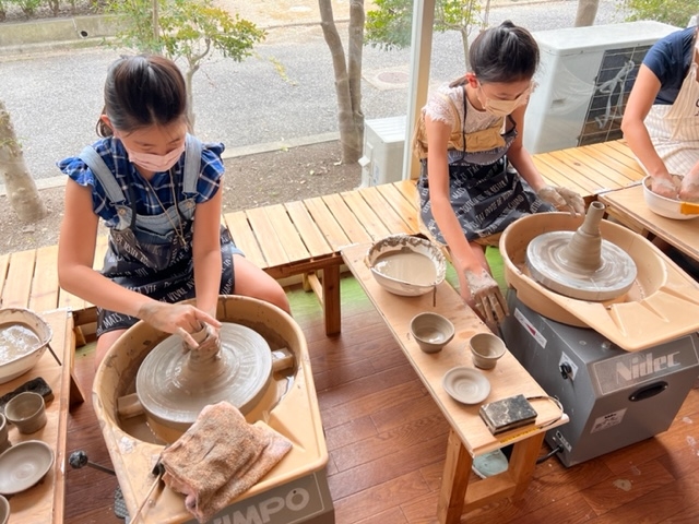 小中学生の集中力と発想力に感動♪_うつわ工房 土の間