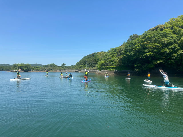 なんちゃってSUPヨガ!_志摩アドベンチャーコンサルタンツ