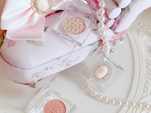 世界一可愛いヴィーガンアイシャドウ_JEWELRY COSME