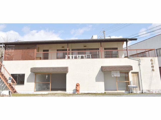 中庭_信楽中学生カンパニー