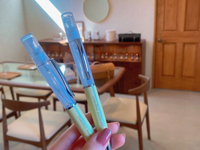4ml フレグランスボールペン_眉とまつ毛の専門サロン me.