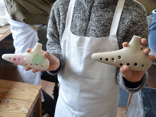 オリジナルスタンプで完成したMyオカリナと製作工程体験で製作したオカリナ_オカリナ&セラリーナ工房 SUELABO(スエラボ)