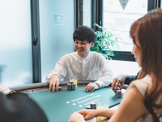 ゲームは勿論、ポーカーを通じてできた仲間と交流ができるのも当店の魅力です!_アミューズメントカジノ ResPo