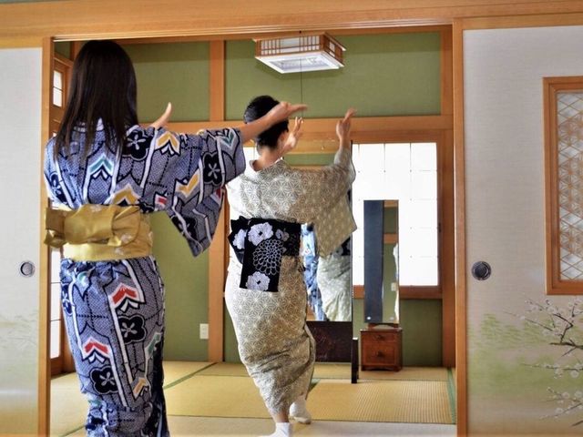 津軽三味線・民謡・南部手踊り 繭子の宿