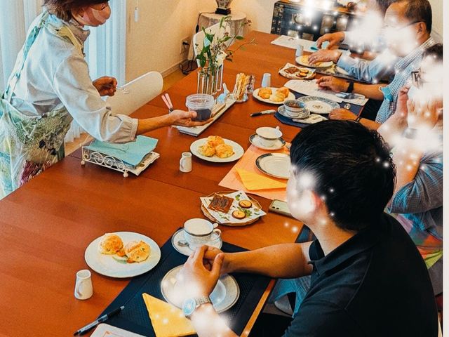 ティータイムでレクチャー_tea salon スカーレット