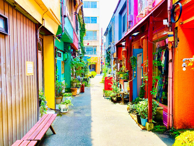 福井駅前 新栄商店街にあるハカセ通りの写真。
福井市インスタグラムコンテスト「マイ福いいネ!フォトコンテスト」でグランプリの金賞を受賞しました。_ふくいのまちガイド