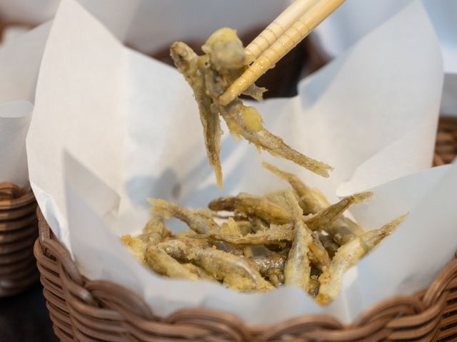 釣った魚をその場で天ぷらでお召し上がり下さい!_NaturaBase