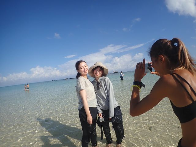 記念写真、撮影も全てスタッフがサポート!こんな写真が欲しい!などのリクエストも歓迎!_初心者専門マリンサービスサンフィッシュ石垣島