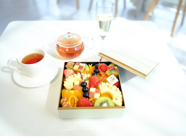 フルーツおせち_Museum cafe Sweets lab 葡萄屋kofu