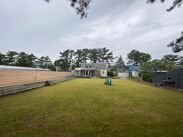 体験プログラムの会場となる接続の森★一如は、波の音を聞きながら満点の星空の下でBBQやキャンプをお楽しみいただけます。_若手生産者団体OUEN