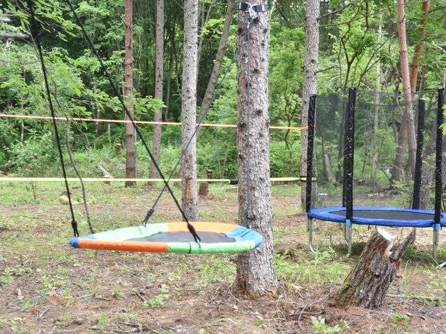 小さなお子様も楽しめるアスレチック設備_こいしや camp&居酒屋