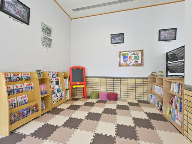 【子供図書コーナー】_KKR道後ゆづき(国家公務員共済組合連合会道後保養所)