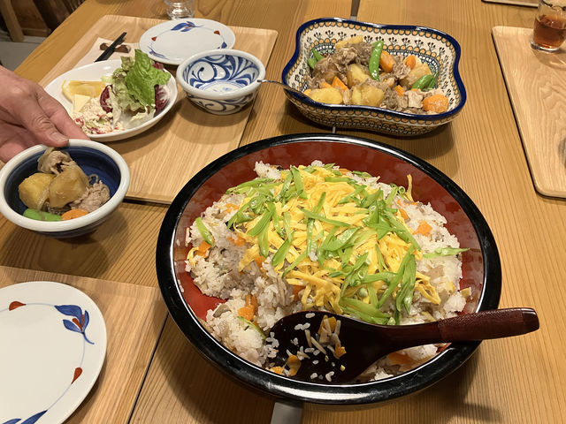地元のおもてなし料理「ばら寿司」作りを体験いただけます。ご家族やお友だち、カップルでどうぞ!_Chez 利太郎 シェリタロウ