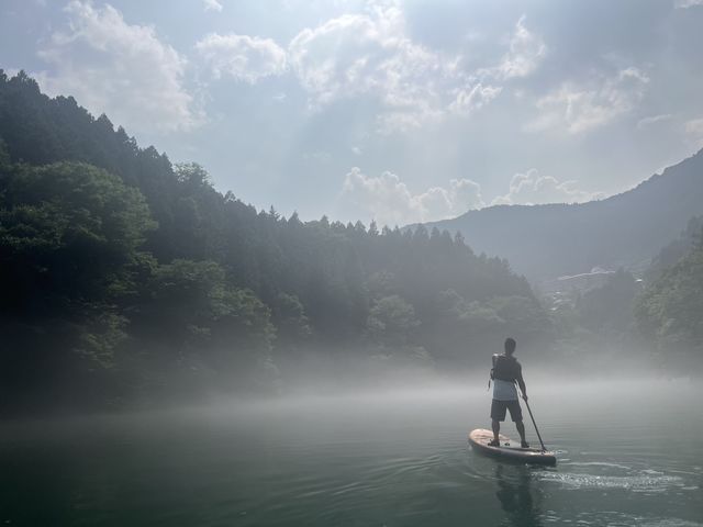 運が良いと現像的な霧などの景色がお楽しみ頂けます。_OUTLAND TOKYO