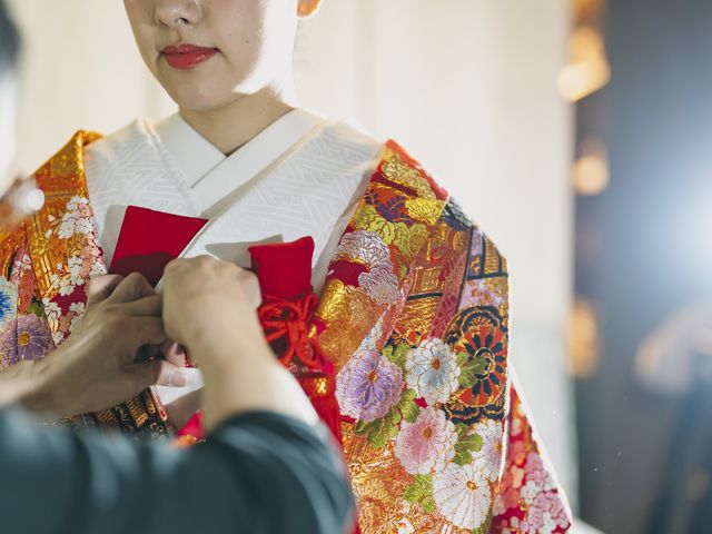 大奥プランの色打掛着付けの様子_羽衣屋