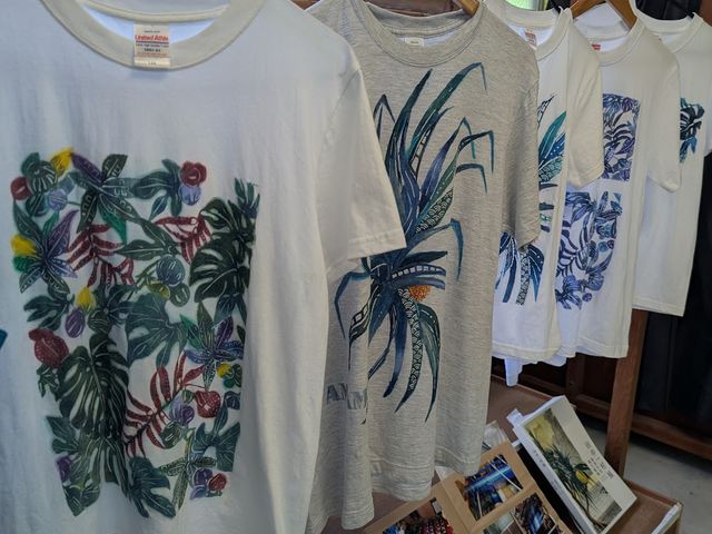 奄美紅型Tシャツ_奄美恵工房