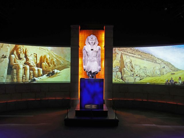 日本初公開のラムセス2世の巨像の上部。_ACN ラムセス大王展 ファラオたちの黄金