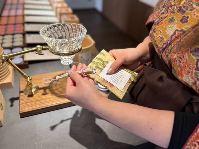 組紐をつけて完成_John's Blend 京都錦市場店