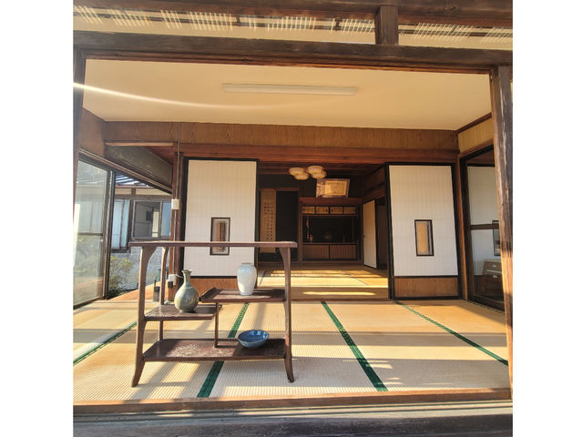 渡り廊下からみる床の間_松井酒造店