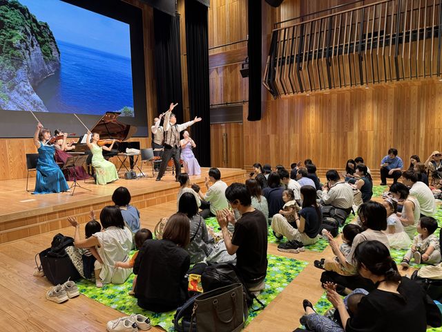 迫力のサロンオーケストラジャパンの演奏_アンフィニシアターとしま区民センター