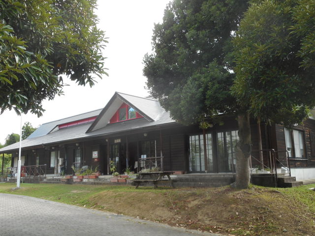 管理棟(受付)_稲ヶ崎キャンプ場