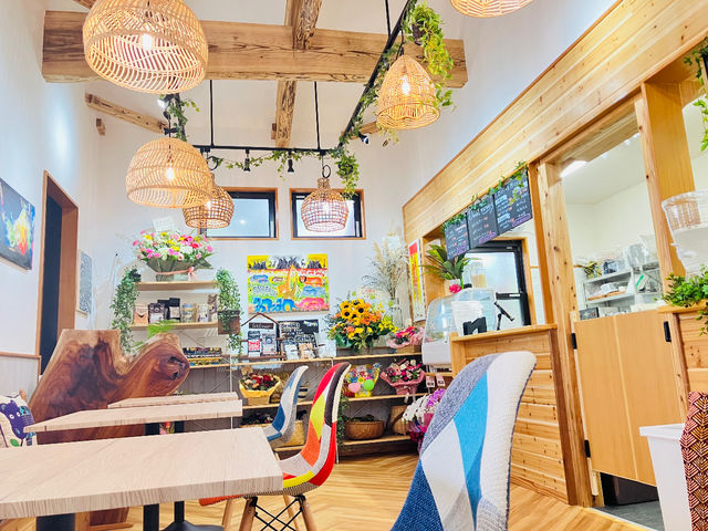 カフェ店内_AMAMIバニラファームカフェPolePole