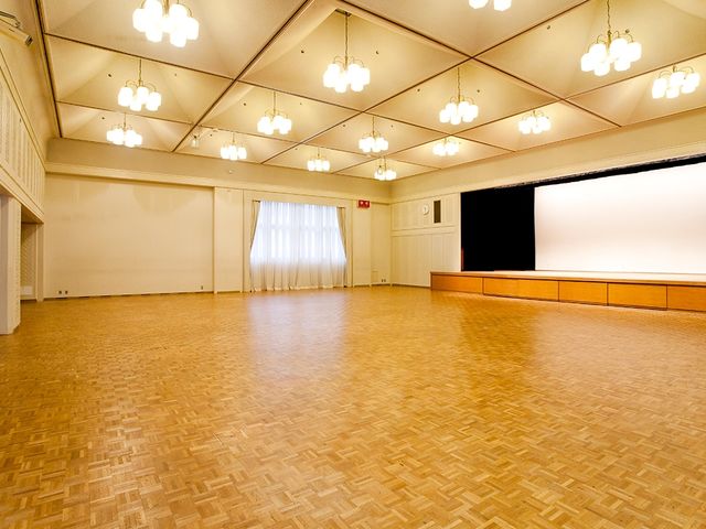 大会議室兼展示室
_市民会館・アンフィニシアター倉敷