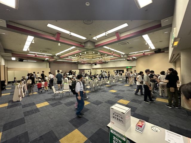 開場時、楽器体験や撮影コーナー_藤沢市民会館・アンフィニシアター神奈川