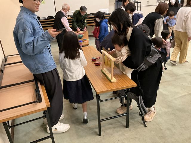 楽器体験コーナー 面白い楽器がたくさん!_グリーンホール・アンフィニシアター板橋