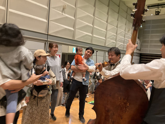 こんなに近くで聴ける!_吉野町市民プラザ・アンフィニシアター神奈川