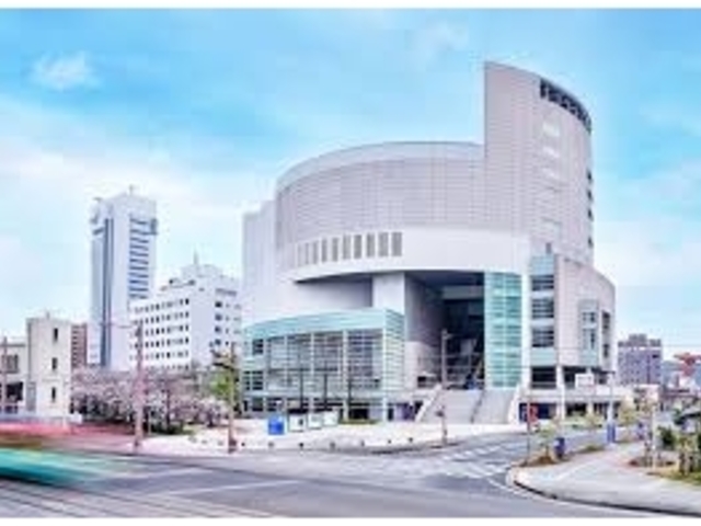 外観_文化プラザかるぽーと・アンフィニシアター高知