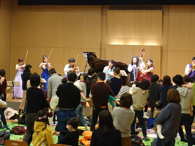 演奏に合わせて自由に踊りながら楽しもう!_文化プラザかるぽーと・アンフィニシアター高知