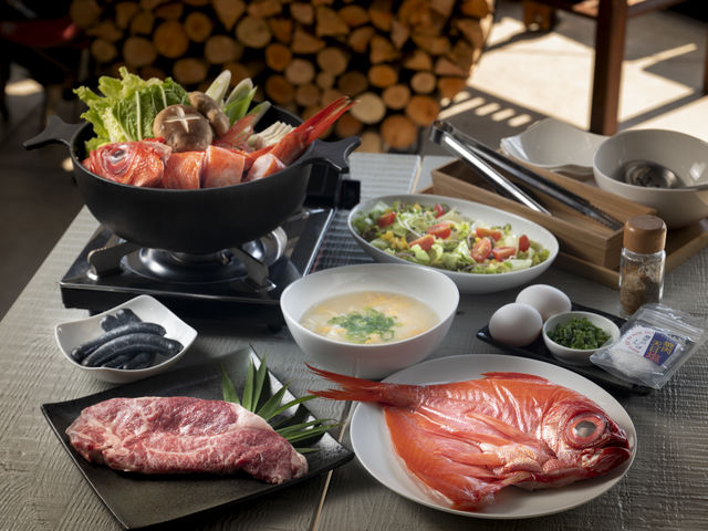 室戸の地元食材を使ったBBQも楽しめる_MUROTObase55