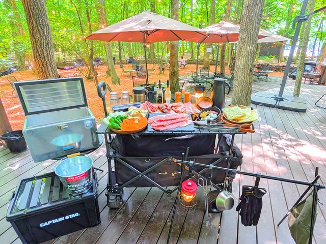 こだわりのギアで本格BBQを楽しむ_グランピングカフェ&BBQ"たき火"