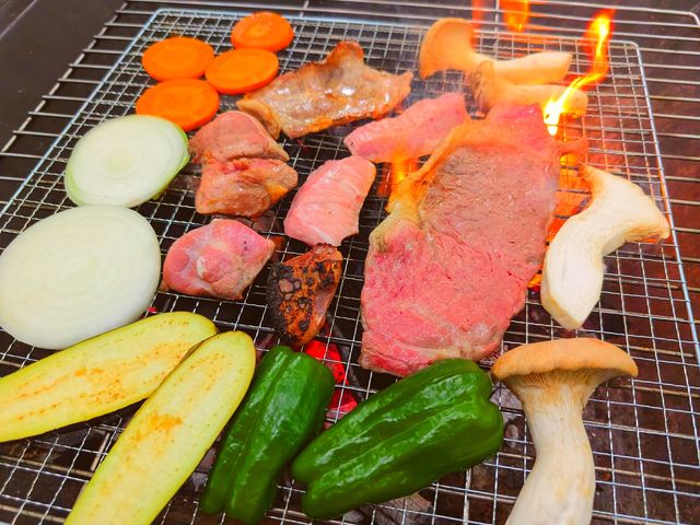 大人でも満足のボリューム_グランピングカフェ&BBQ"たき火"