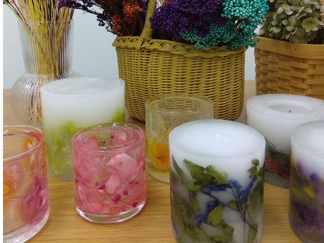 岩手県平泉町にあるMichinoku Candleは、世界遺産の中尊寺から車で5分程の静かな工房です。
_Michinoku Candle