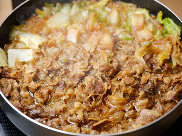 毎朝提供している国産牛のすき焼き_リッチモンドホテル秋田駅前